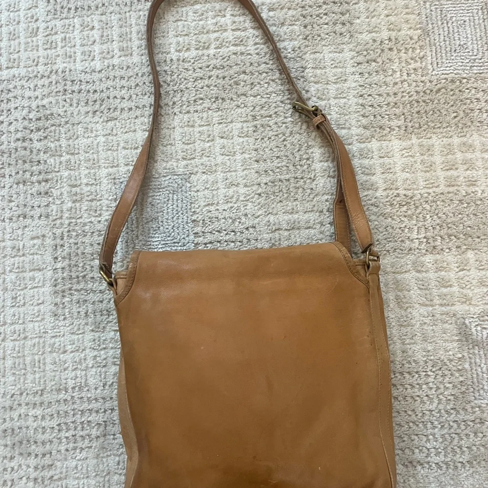 Vintage Coach Classic 529-8715 Drawstring Flap Bucket Bag Tan Leather Crossbody - Picture 9 of 13